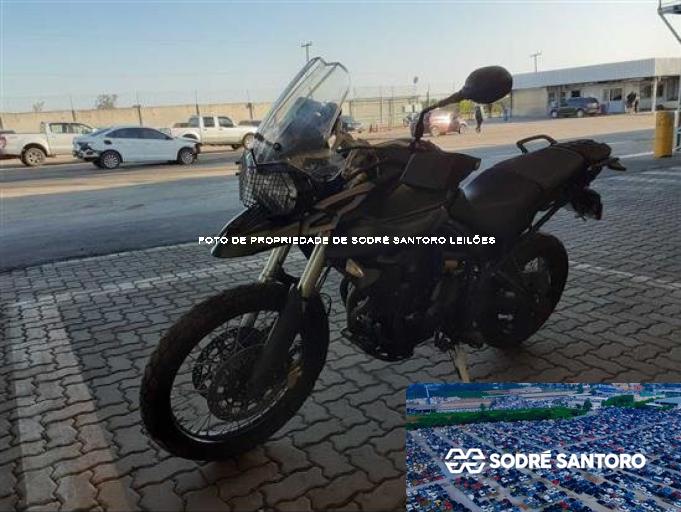 TRIUMPH TIGER 13/13