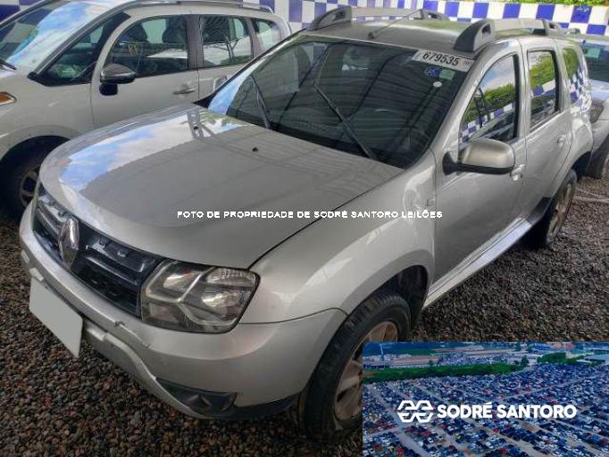 RENAULT DUSTER 18/18