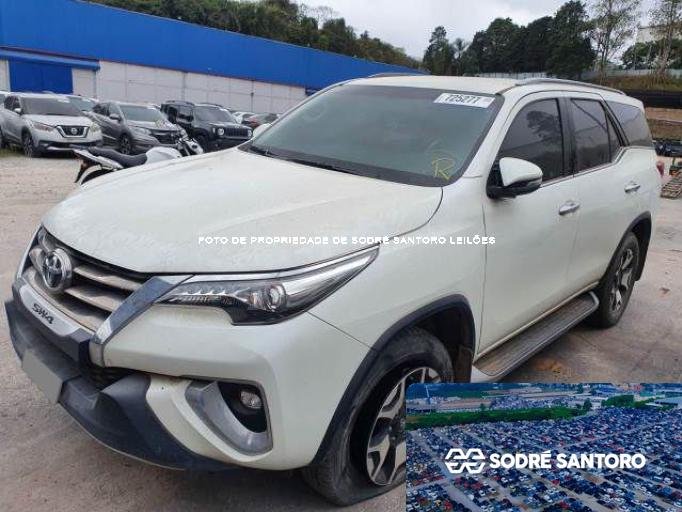 TOYOTA HILUX SW4 18/19