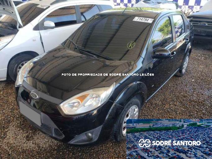 FORD FIESTA SEDAN 13/14