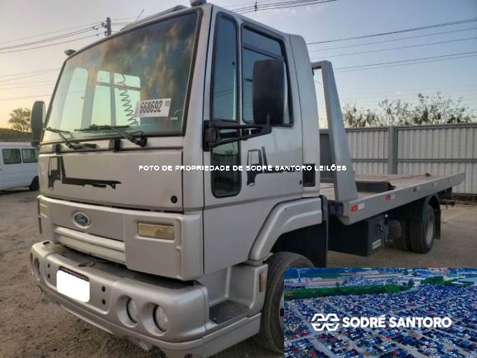 FORD CARGO 815 09/10