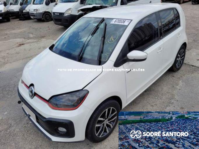 VOLKSWAGEN UP 17/18