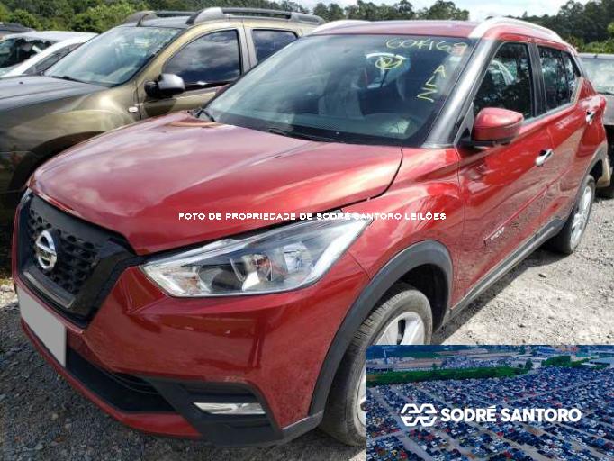 NISSAN KICKS 18/18